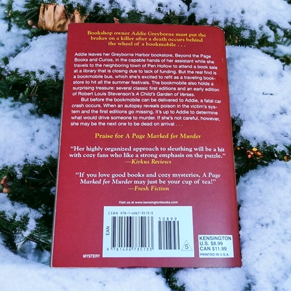 ๐3/$30 Sale!Mix & Match๐ Lauren Elliott ~A Margin for Murder~Softcover Book - Picture 2 of 3